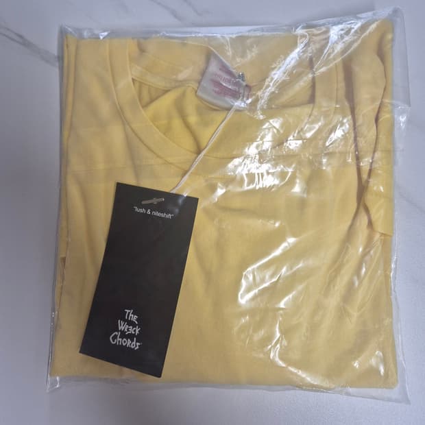 WRECK BLANK TEE (YELLOW)팝니다