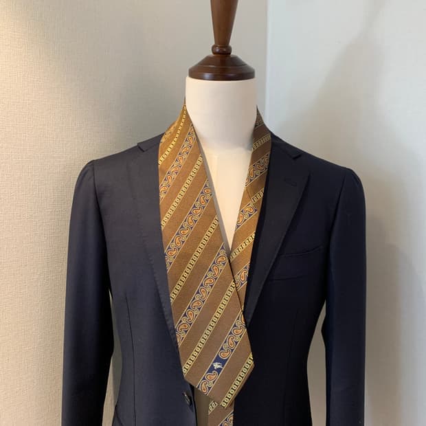 버버리(BURBERRY) 명품 클래식 정장넥타이 A+등급 최상급 9.2