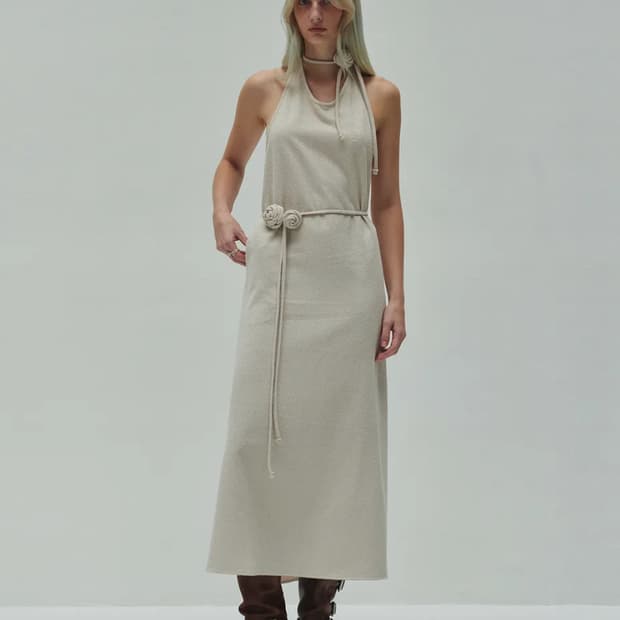 다이애그널 플라워 코사지 원피스