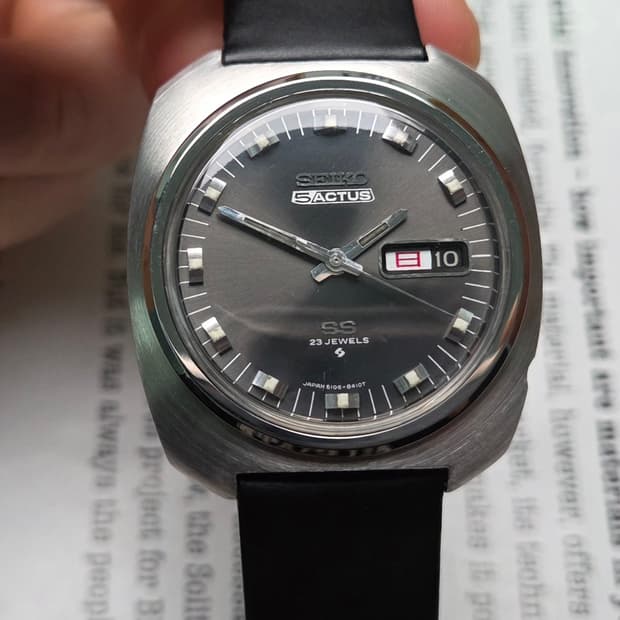 레어] 빈티지 세이코 SS 옥토점보 그레이 희귀모델 한자 데이데이트 
