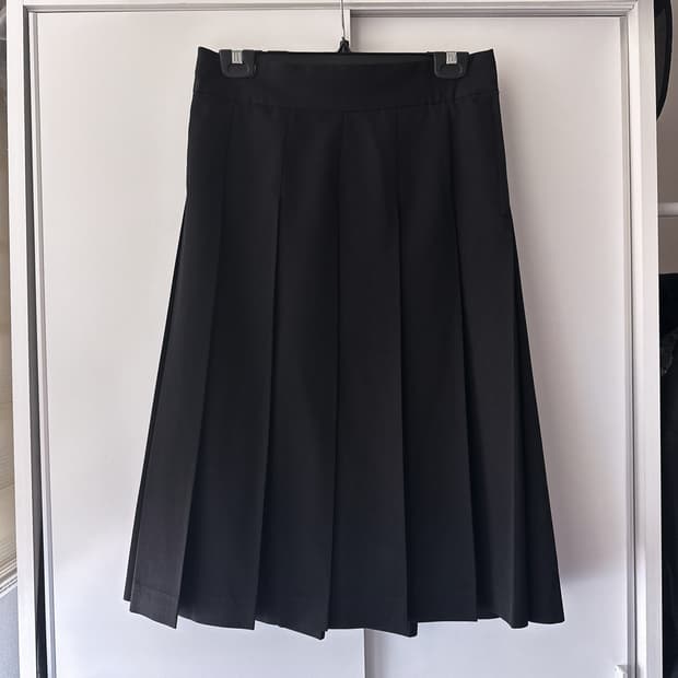 comme des garcons basic pleated skirt