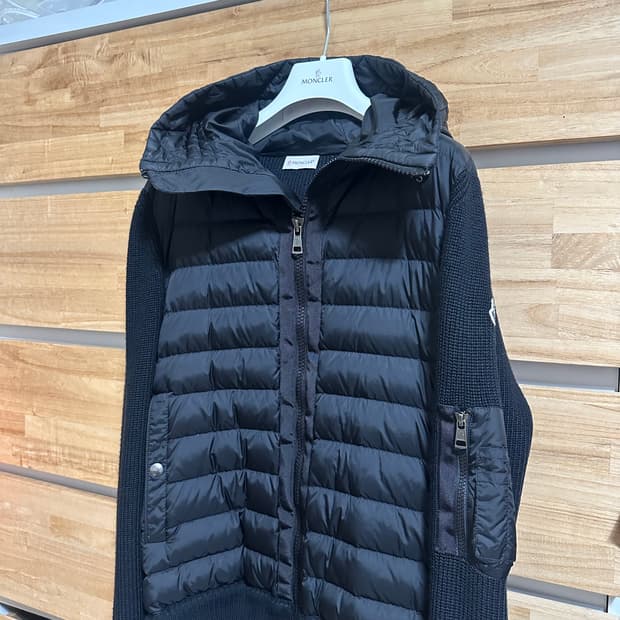 몽클레어 니트패딩 