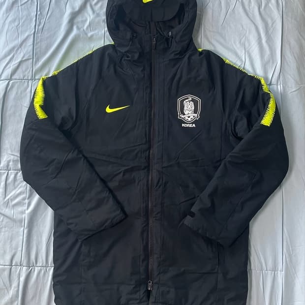 (국내 XL) 18-20 대한민국 스쿼드 SDF 미드필드 자켓 판매