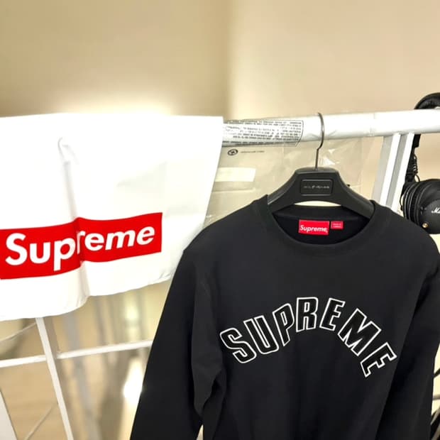 슈프림 [새상품.정품] 아크로고 (시세 50만)맨투맨 m(100-103)