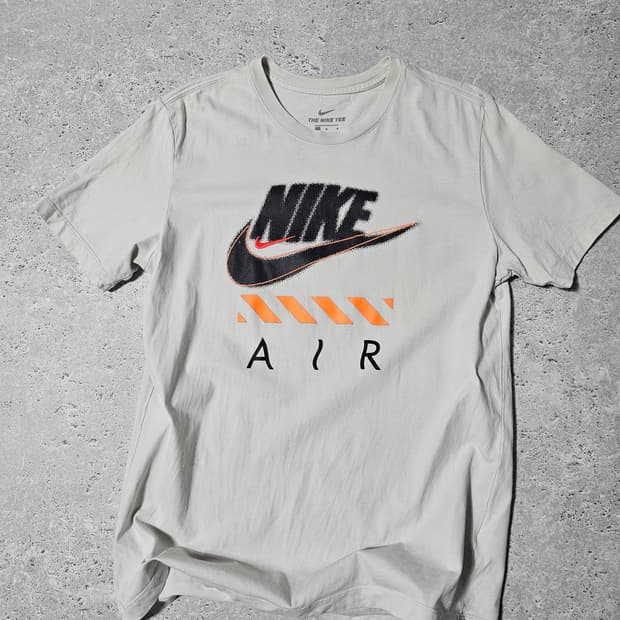 나이키 신형 AIR 빅로고 반팔 티