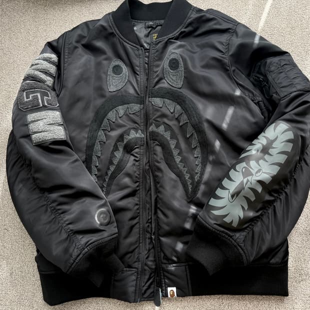 베이프 샤크 ma-1 블랙