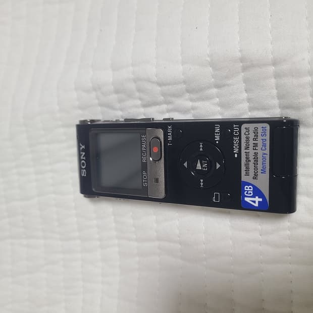 소니 녹음기 ICD-UX513F 4GB