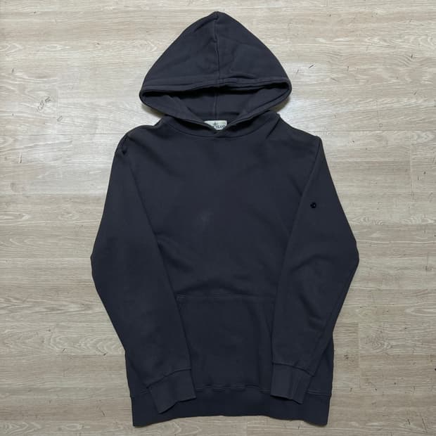 스톤아일랜드 시그니처 와펜 후드티 [차콜 그레이] L/100