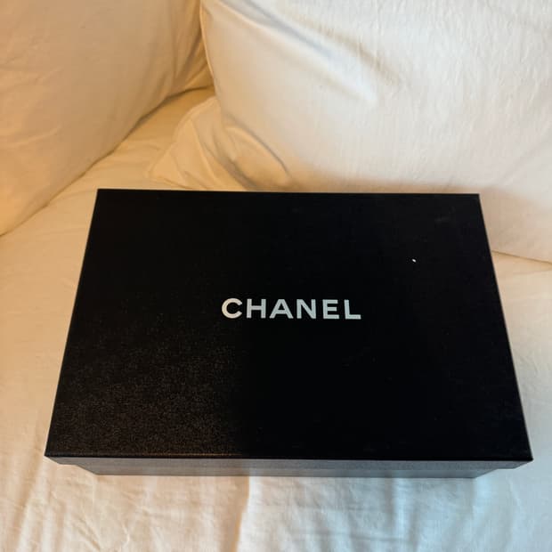 샤넬 26S 펌프스 블랙 아이보리 37