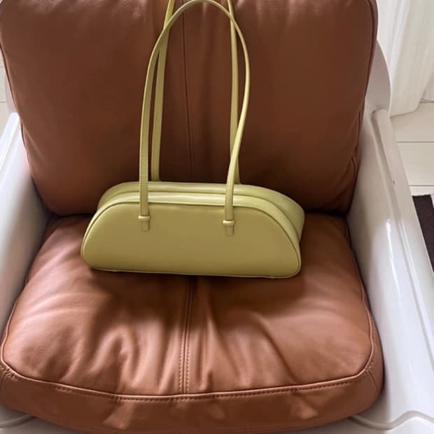 새상품) 아카이브앱크 바게트백 레몬컬러