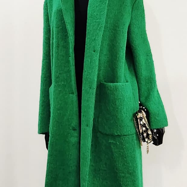 초록 롱코트 