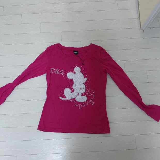 돌체앤가바나 d&g 핑크 디즈니 미키마우스 큐빅 딱붙핏 슬림핏 롱슬리브