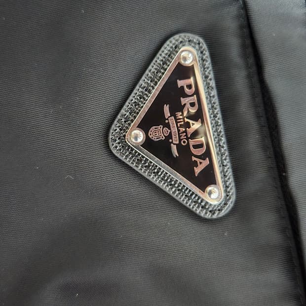 프라다 반팔 급처 m