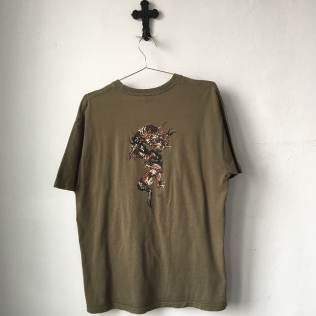 Dragon printing t shirt