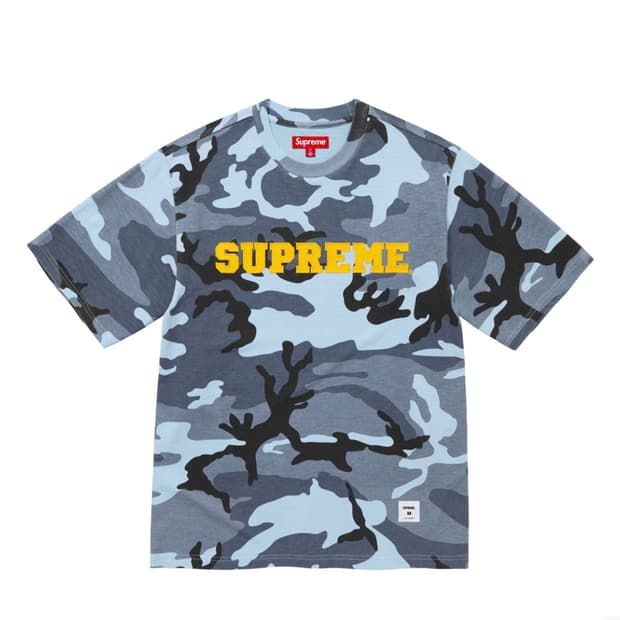 슈프림 컬리지에이트 카모 반팔