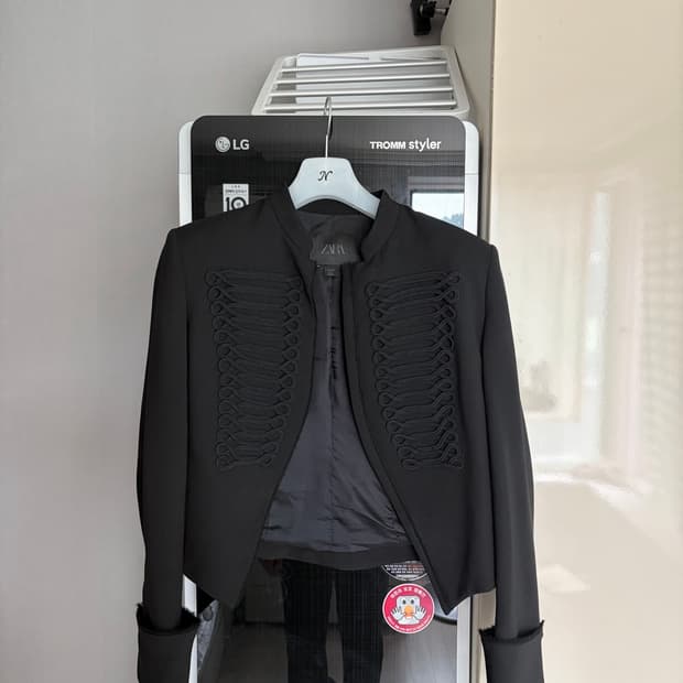 ZARA 나폴레옹 크롭 자켓 size m
