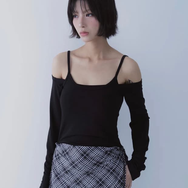 쎄쎄쎄 TRANSFORM LAYERED TEE (BLACK)