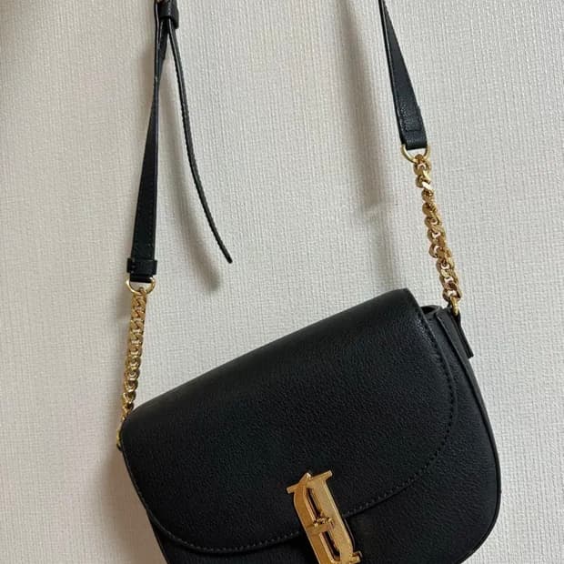 제이에스티나 크로스백