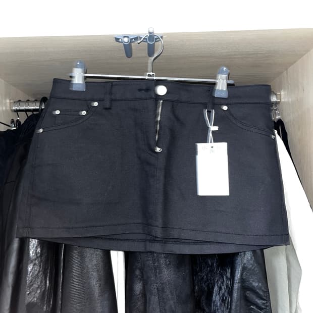 <새상품>엔넘파 Seductive low waist skirt