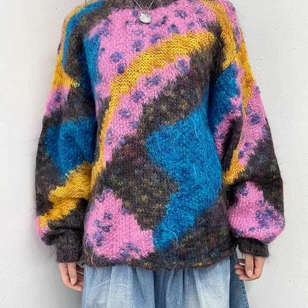 모헤어 하구미 컬러 니트