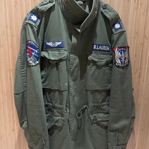 폴로 소령야상 L사이즈 판매합니다.