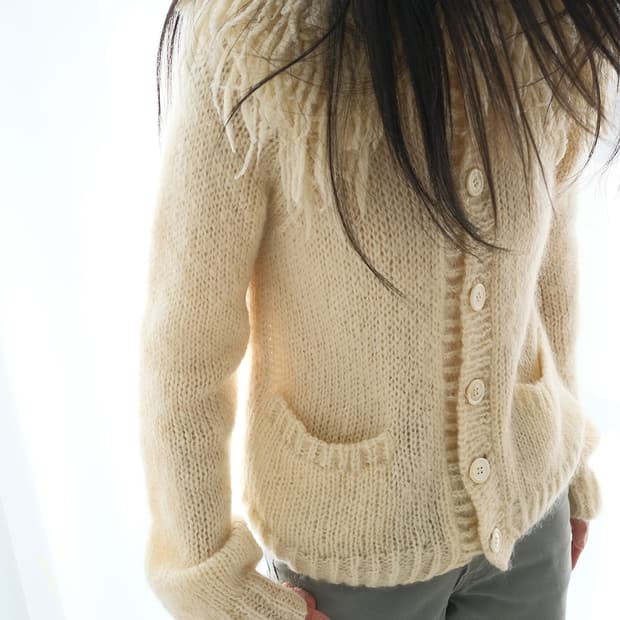 2005 Yarn fringe cardigan