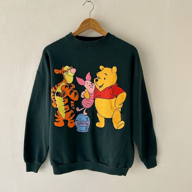90' Winnie the pooh  USA Sweatshirt. 