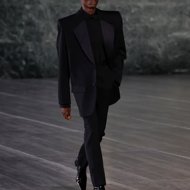 [BTS 지민님 착용] 생로랑 24ss 블랙 폴카닷 실크 셔츠