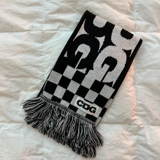 꼼데가르송 머플러