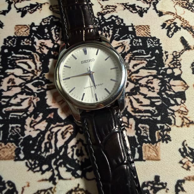 SEIKO 빈티지 쿼츠 시계