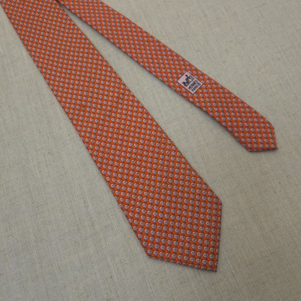 에르메스 오렌지 패턴 실크 넥타이