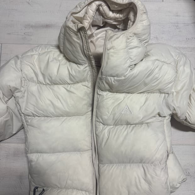 나이키 acg 패딩 아이보리 L