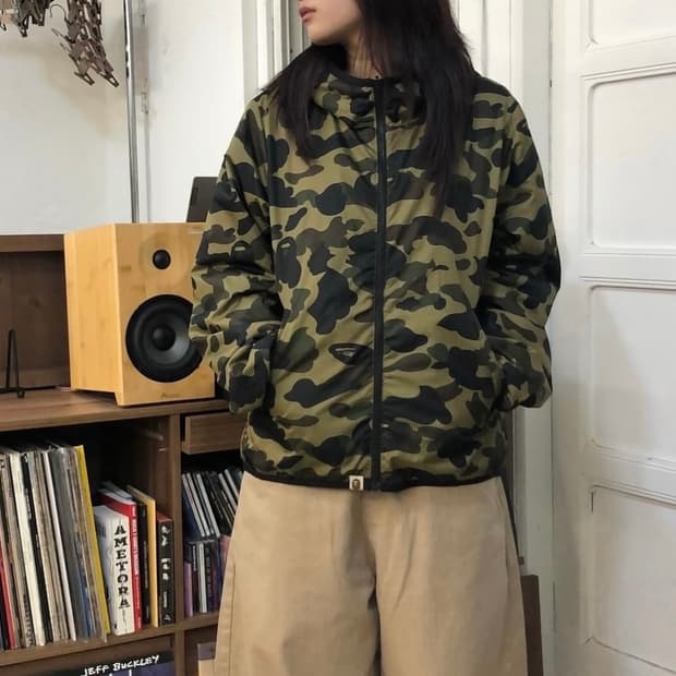 베이프 양면 경량 패딩 리버서블