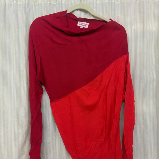 비비안웨스트우드 레드라벨 니트