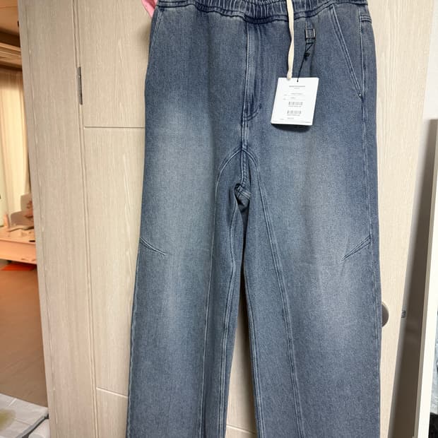 우영미25fw 밴딩 데님 블루 색상 48사이즈 입니다