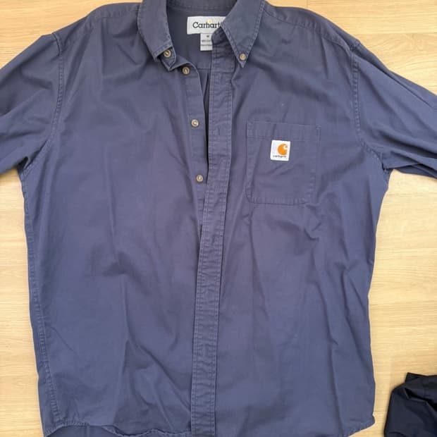 칼하트 셔츠
