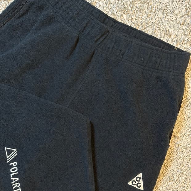 나이키 ACG 신형 폴라텍 울프 트리 팬츠 앤트러사이트 블랙