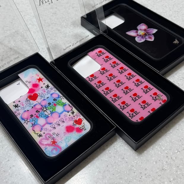 와일드플라워 케이스 15프로맥스 wildflower cases