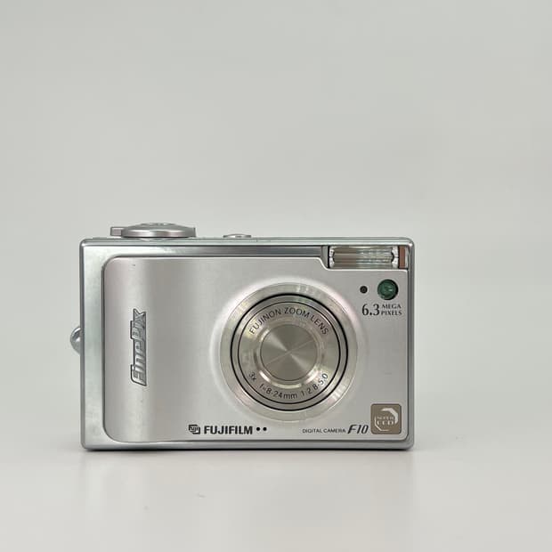 후지필름 파인픽스 FUJIFILM FinePix F10 실버