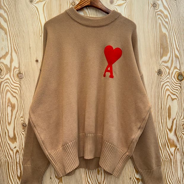 아미 빅 하트 로고 니트