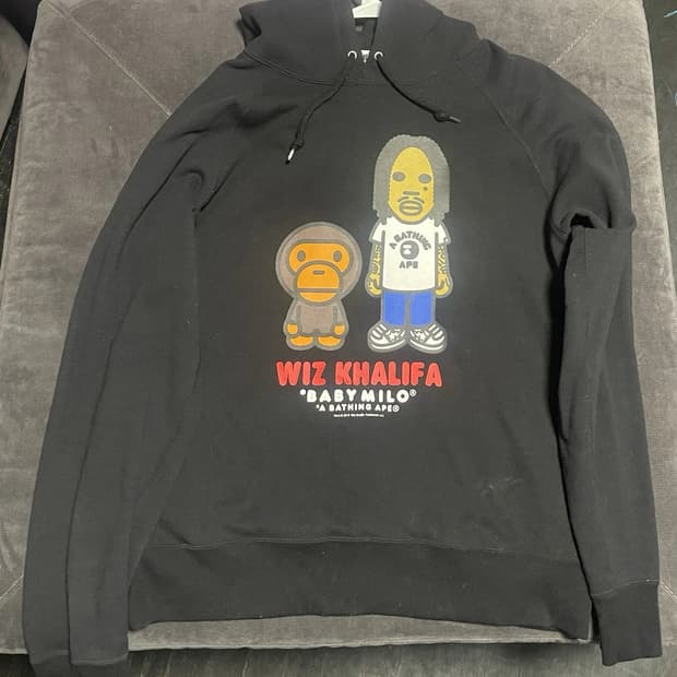 베이프 베이비 마일로 x 위즈 칼리파 풀오버 후드티 블랙