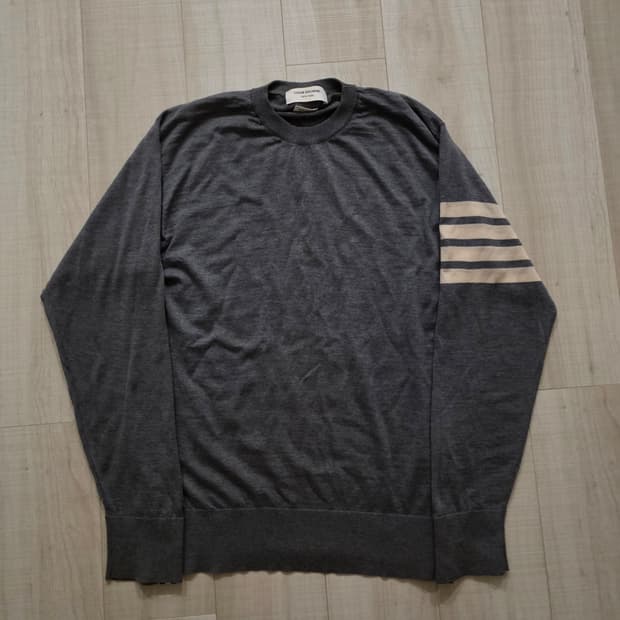 [4,무하자]톰브라운 메리노울 니트 그레이