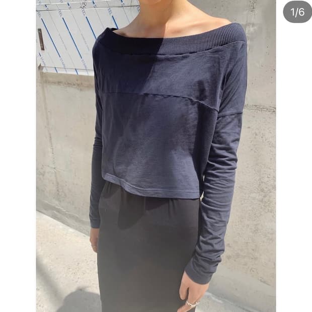 빈티지 프라다 네이비 크롭 탑 