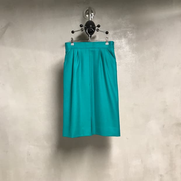 YSL 입생로랑 스커트 40(W)