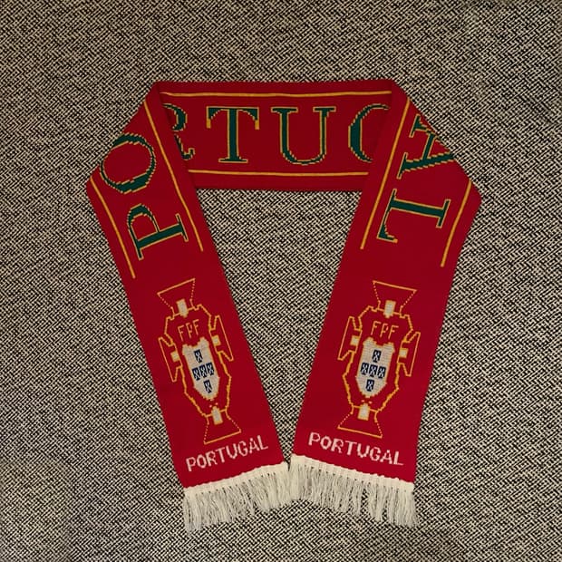 vintage Portugal football scarf