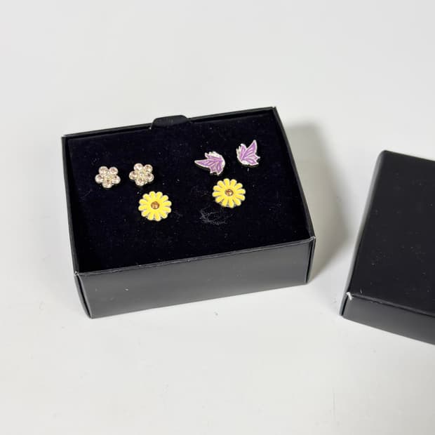 AVON 빈티지 귀걸이 3종 세트 - 봄의 정원 에디션