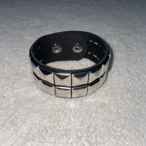 black studs leather bracelet