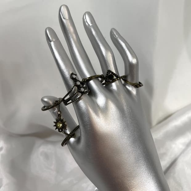 oriental ring set