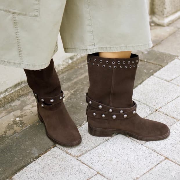 자라 스터드 스웨이드앵클부츠 새상품 ZARA 신발 3899610700