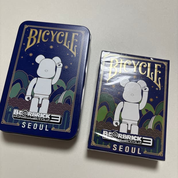 베어브릭 x Bicycle 카드 한정판 미개봉